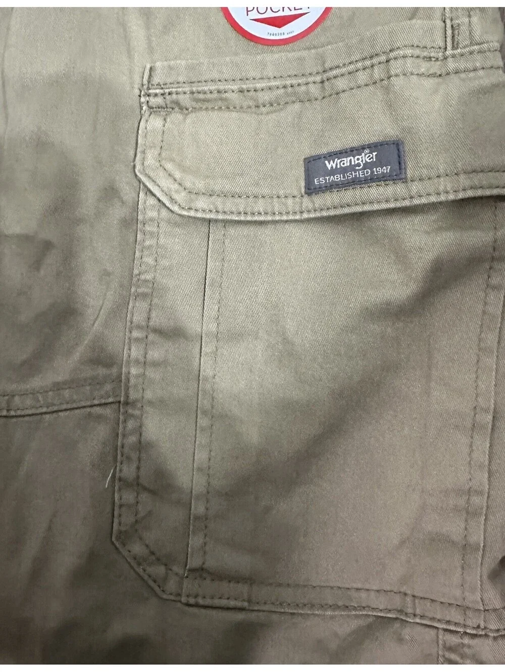 Wrangler Flex Relaxed Fit Cargo Shorts Mens 46 NWT Five Star Heritage